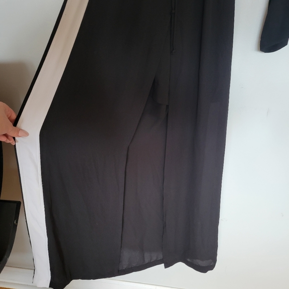 BCBGMaxAzria Dress - Picture 3 of 6